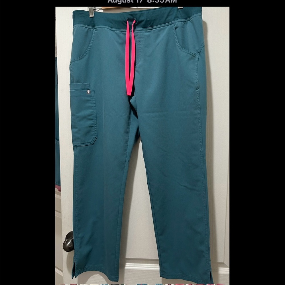 Figs Women’s Pants in Teal